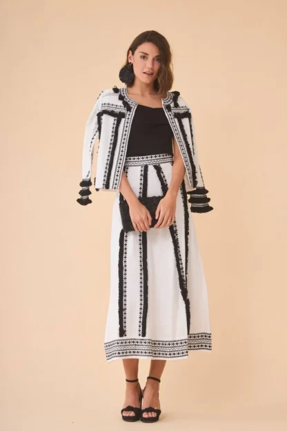 Coosy Total look | Faldas*FALDA CONDESABLANCO