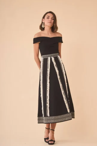 Coosy Total look | Faldas*FALDA CONDESANEGRO