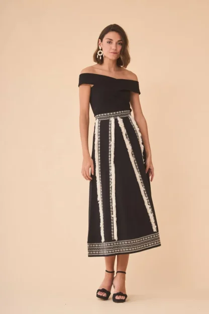 Coosy Total look | Faldas*FALDA CONDESANEGRO