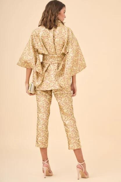 Coosy Total look*KIMONO MARIETTA DORADO