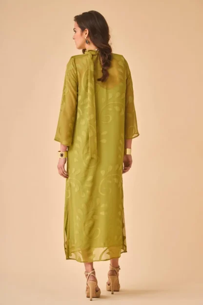 Coosy Vestidos midi*Vestido Dhalia Oliva |